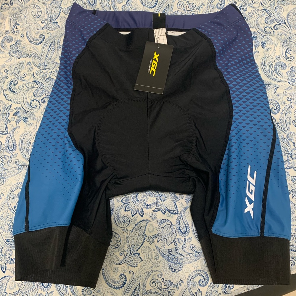 XGC Women cycling biker shorts new !!